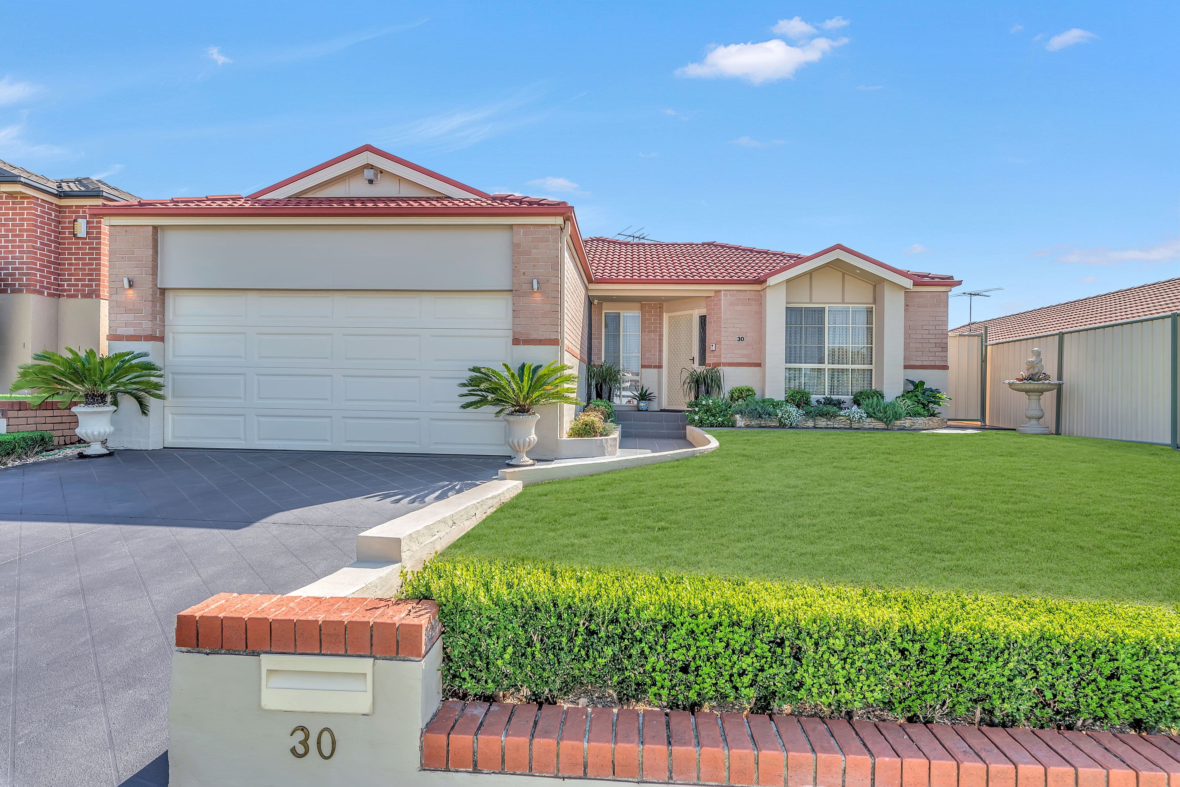 30 Carmichael Drive, West Hoxton - Image 1