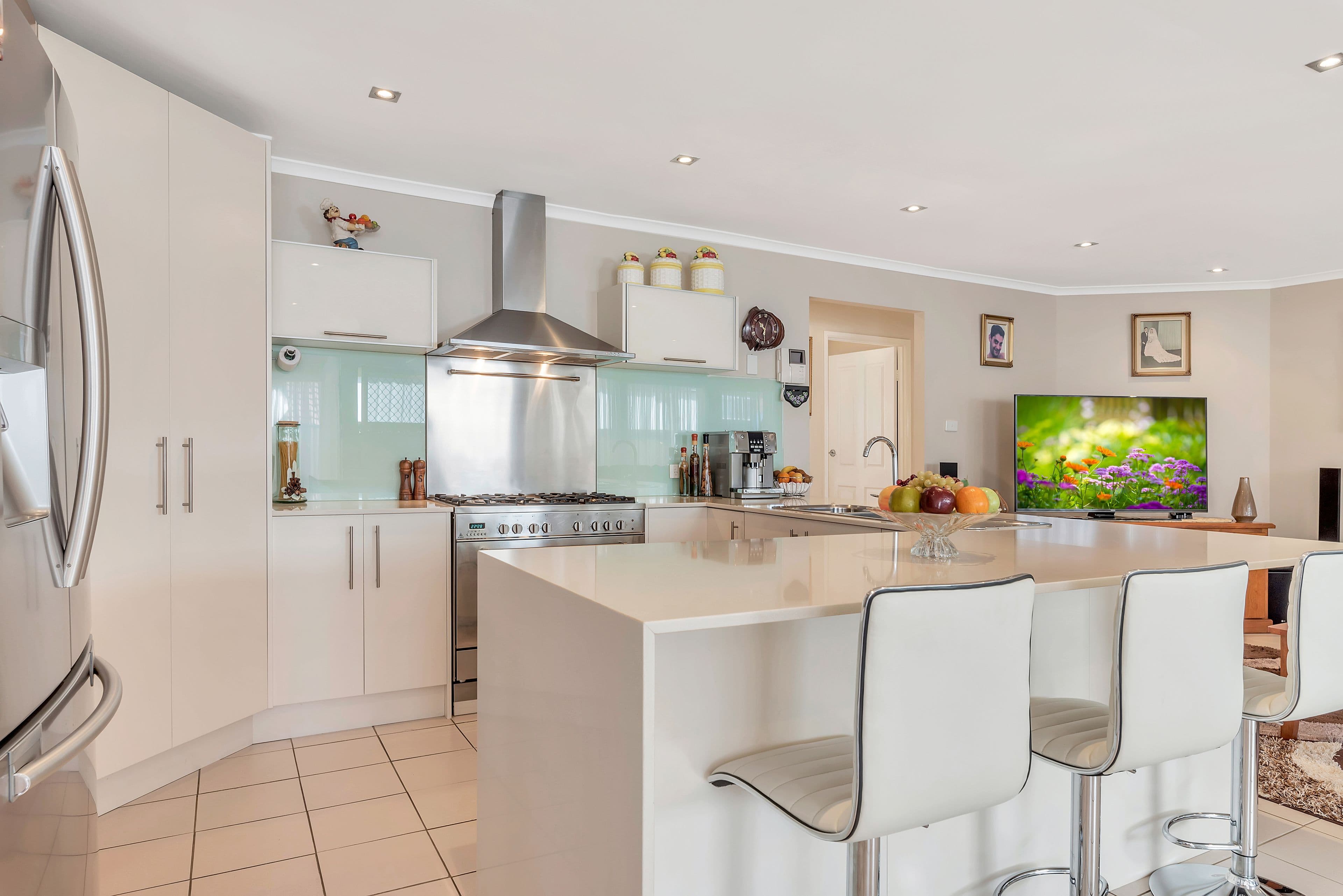 30 Carmichael Drive, West Hoxton - Thumbnail 7