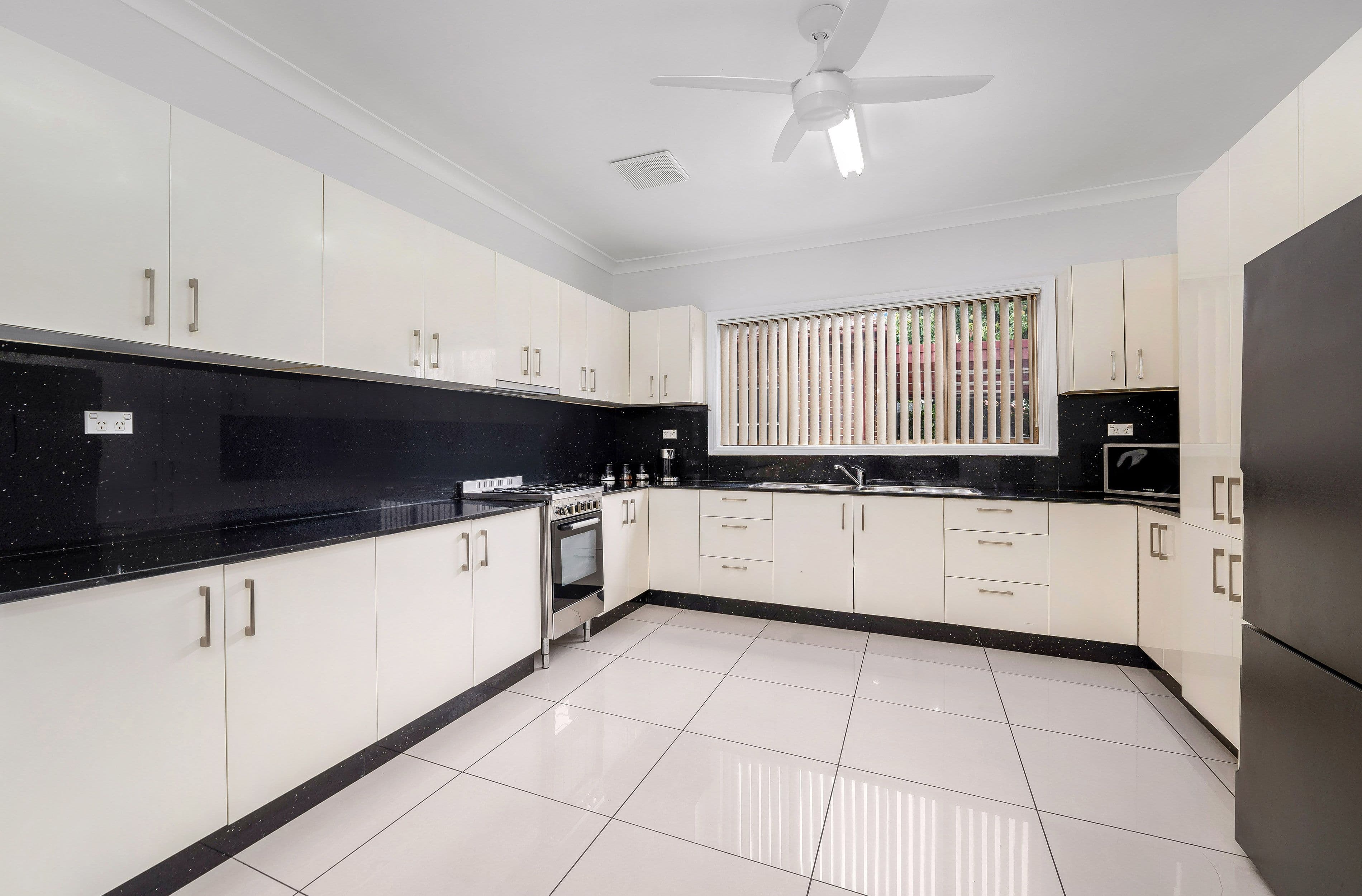 190 Northam Avenue, Bankstown NSW 2200, Bankstown - Thumbnail 3