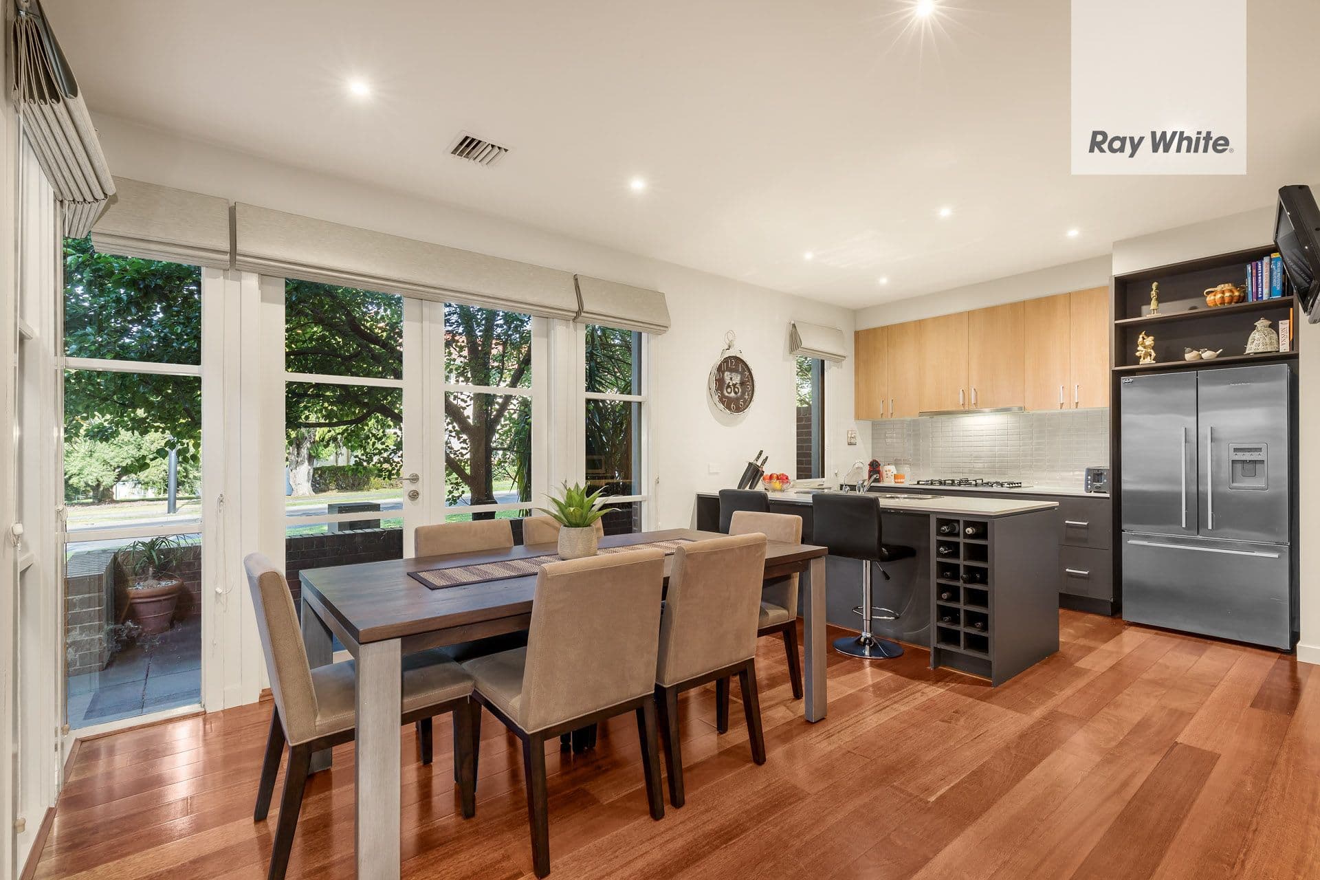 21 Springthorpe Boulevard, Macleod VIC 3085, Macleod - Thumbnail 2