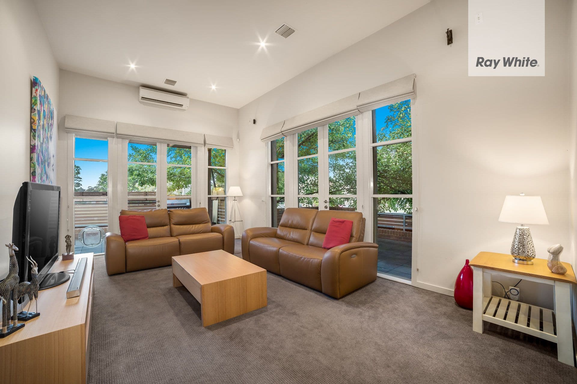 21 Springthorpe Boulevard, Macleod VIC 3085, Macleod - Thumbnail 3