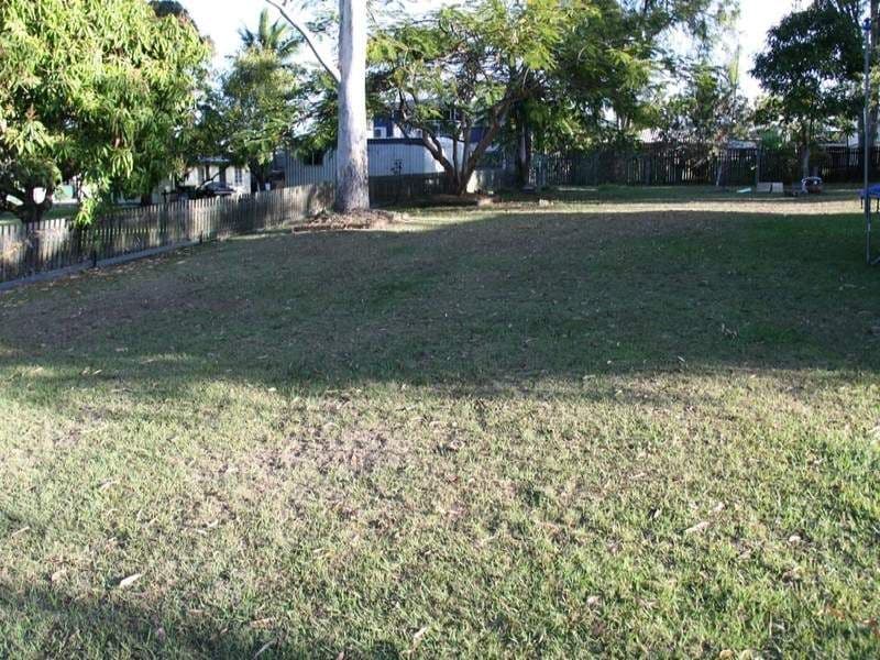 1 Yukana Street, BOYNE ISLAND QLD 4680, Boyne Island - Thumbnail 6