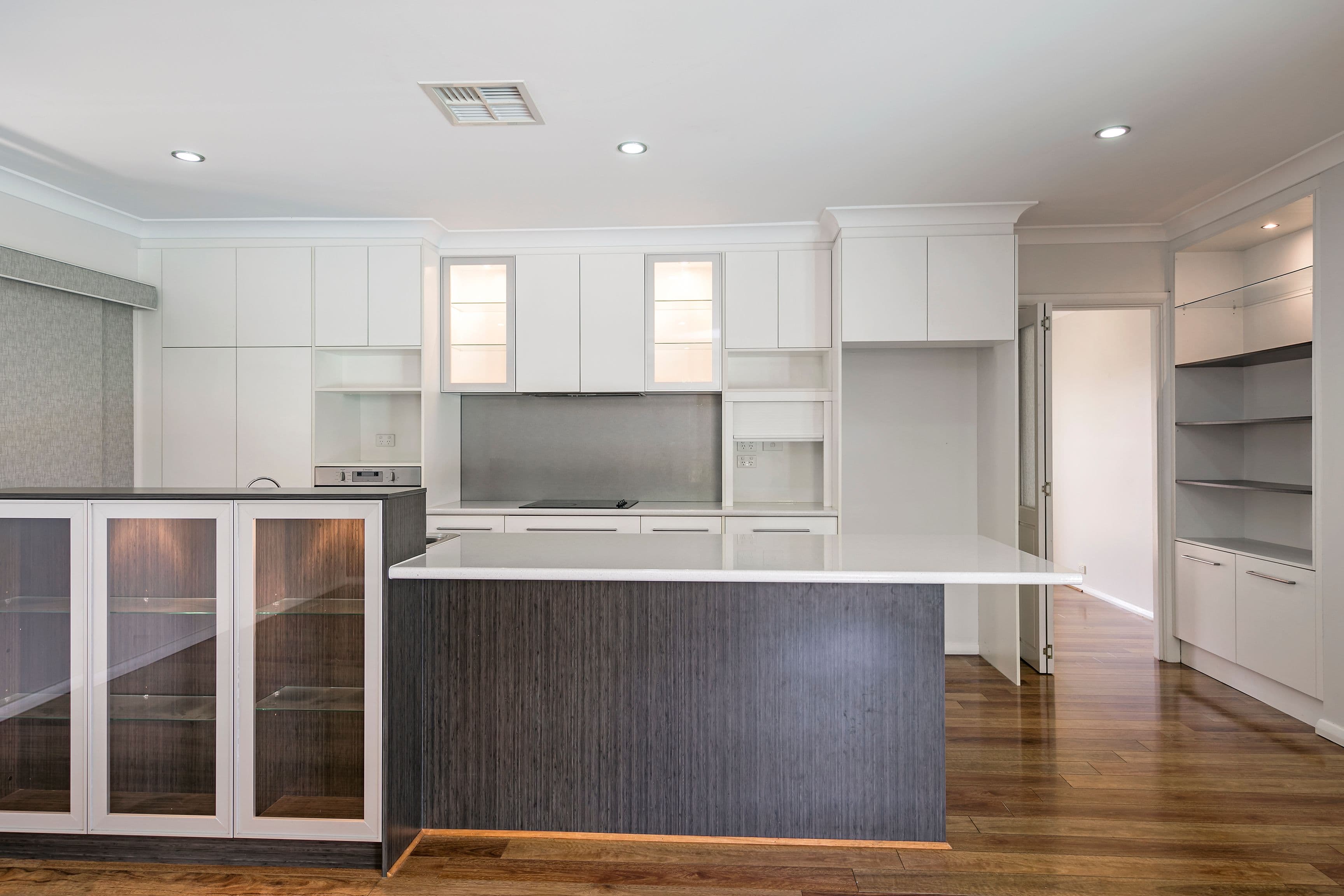 8 Robert Arnold Avenue, Valley View SA 5093, Valley View - Thumbnail 6