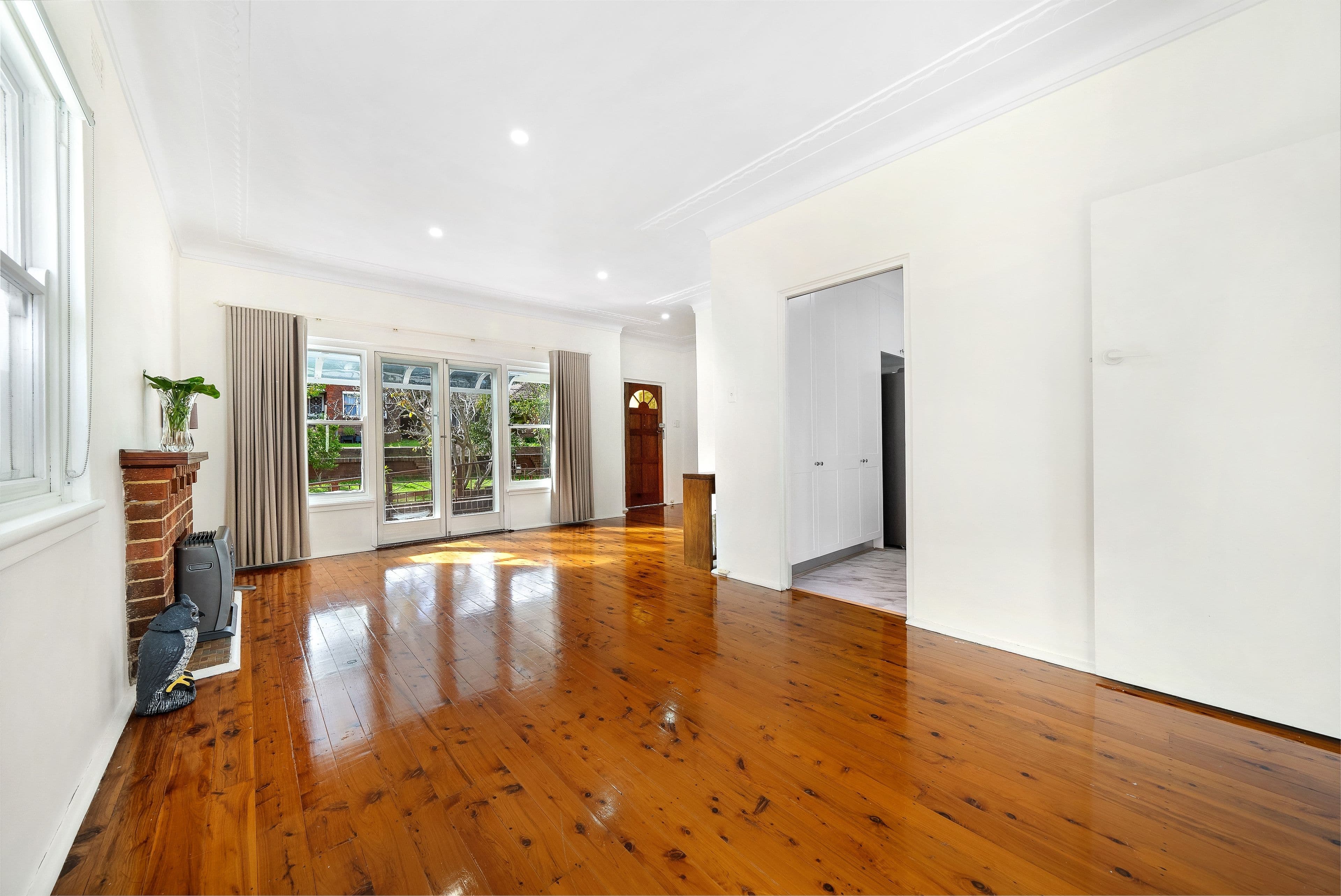 26 Warren Parade, Punchbowl NSW 2196, Punchbowl - Thumbnail 5