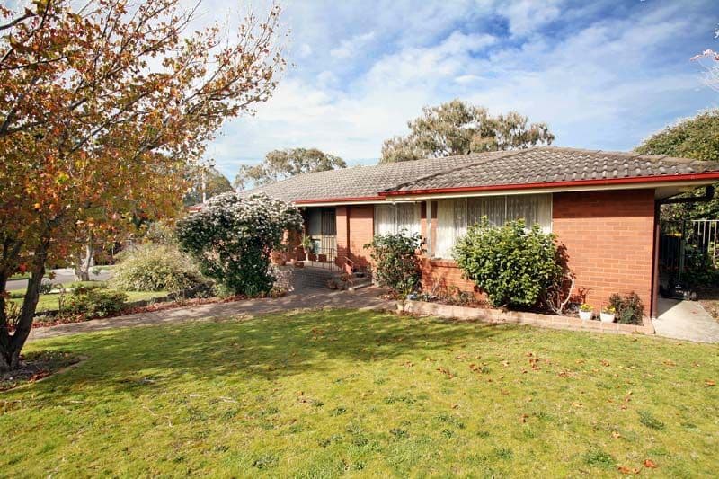 4 Larpent Street, GLEN WAVERLEY VIC 3150, Glen Waverley - Image 1