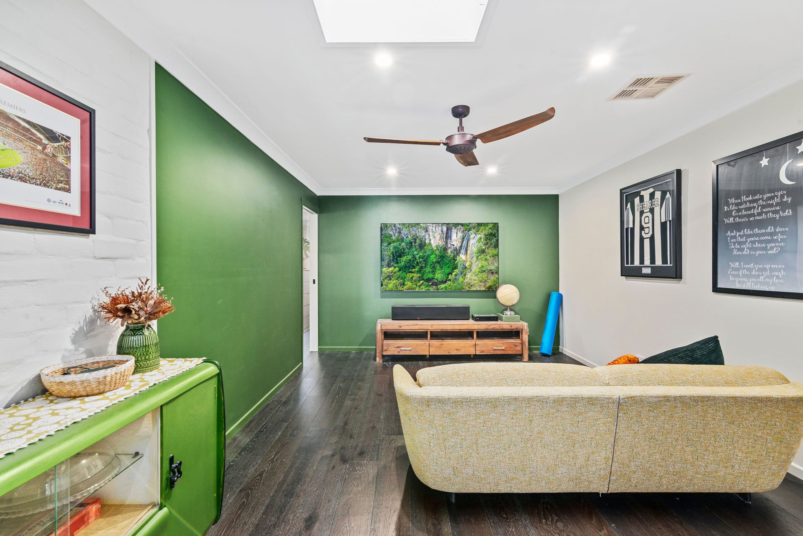 26 Larentia Street, Currumbin Waters QLD 4223, Currumbin Waters - Thumbnail 2
