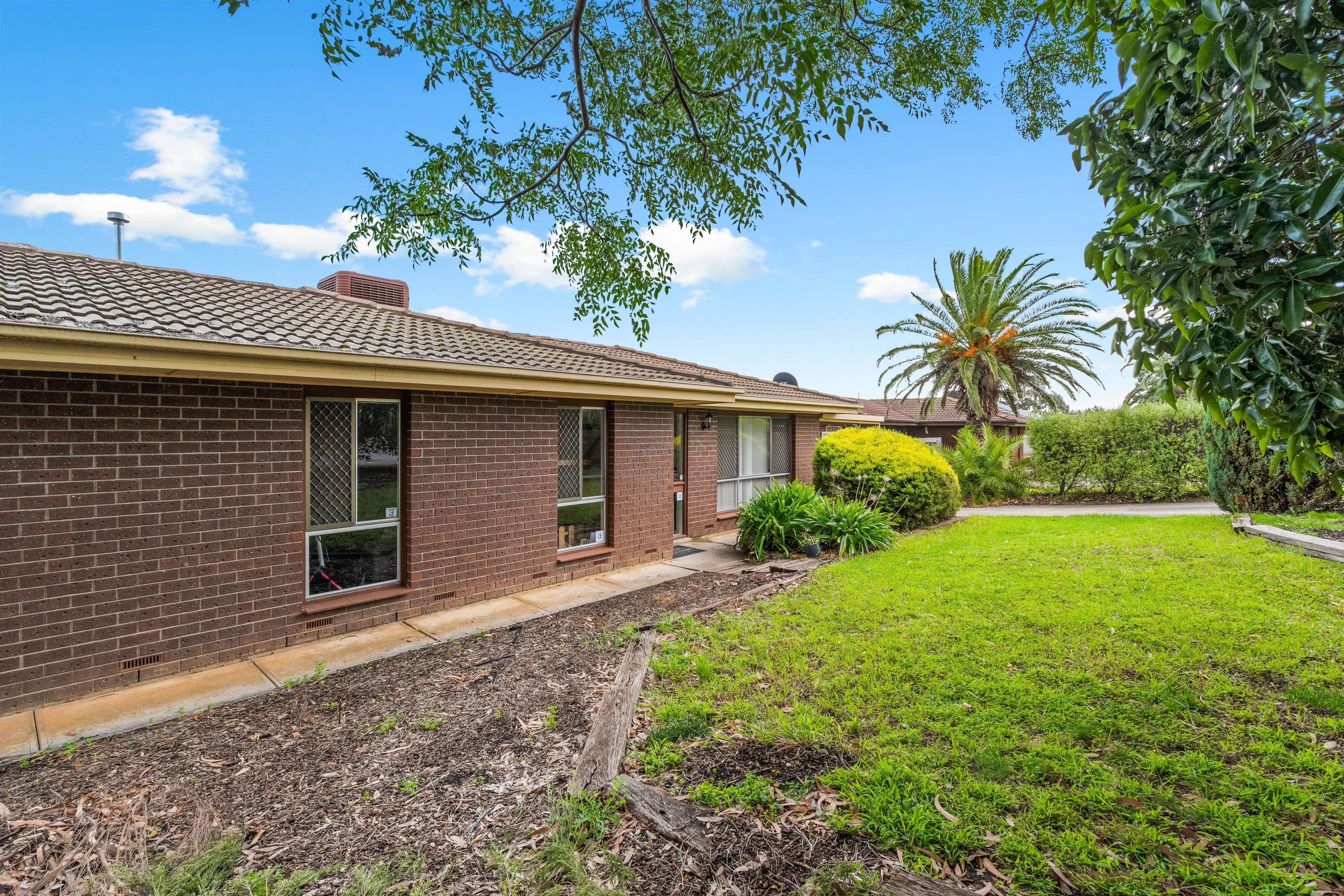 8 Baseby Street, Happy Valley SA 5159, Happy Valley - Thumbnail 3