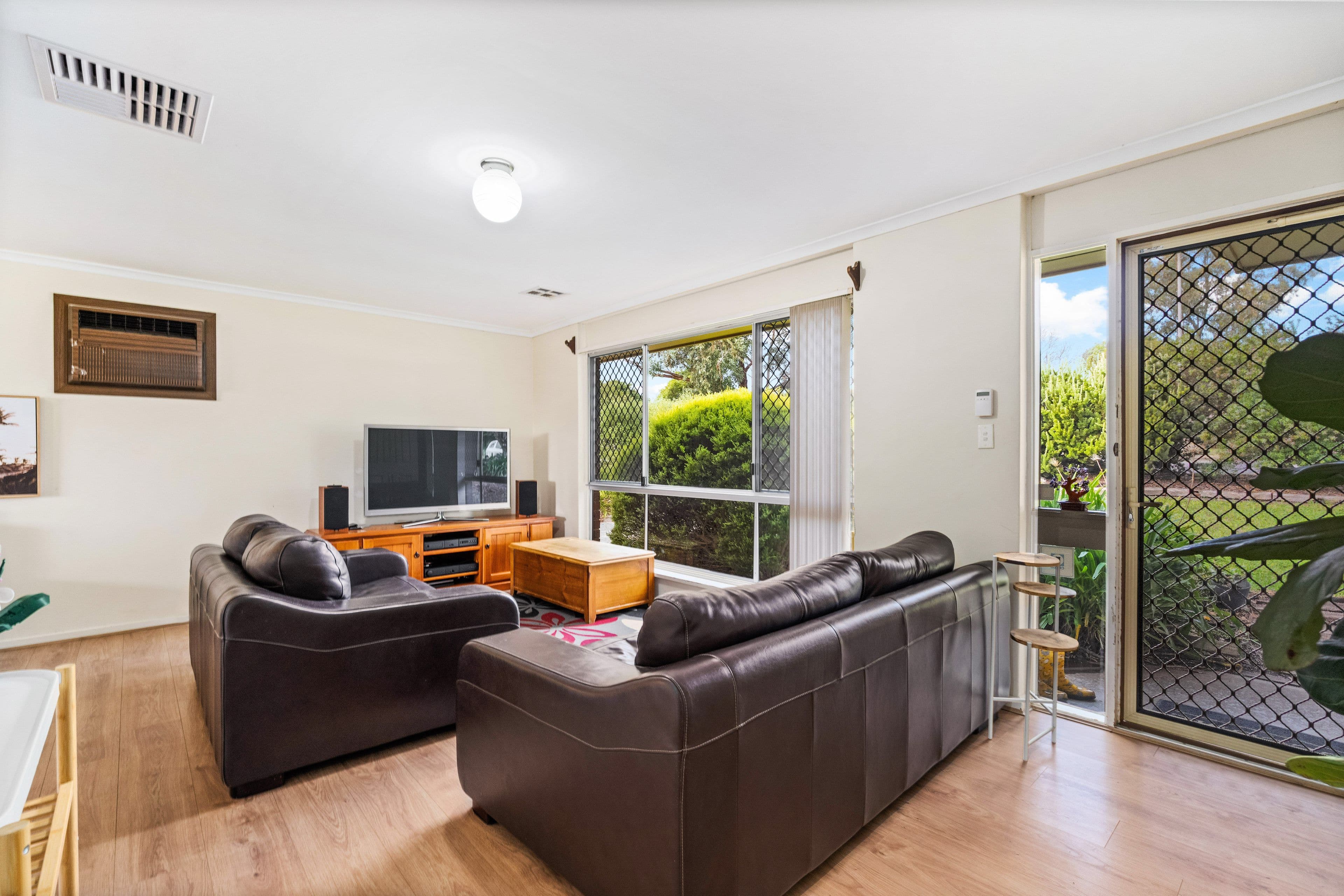 8 Baseby Street, Happy Valley SA 5159, Happy Valley - Thumbnail 4