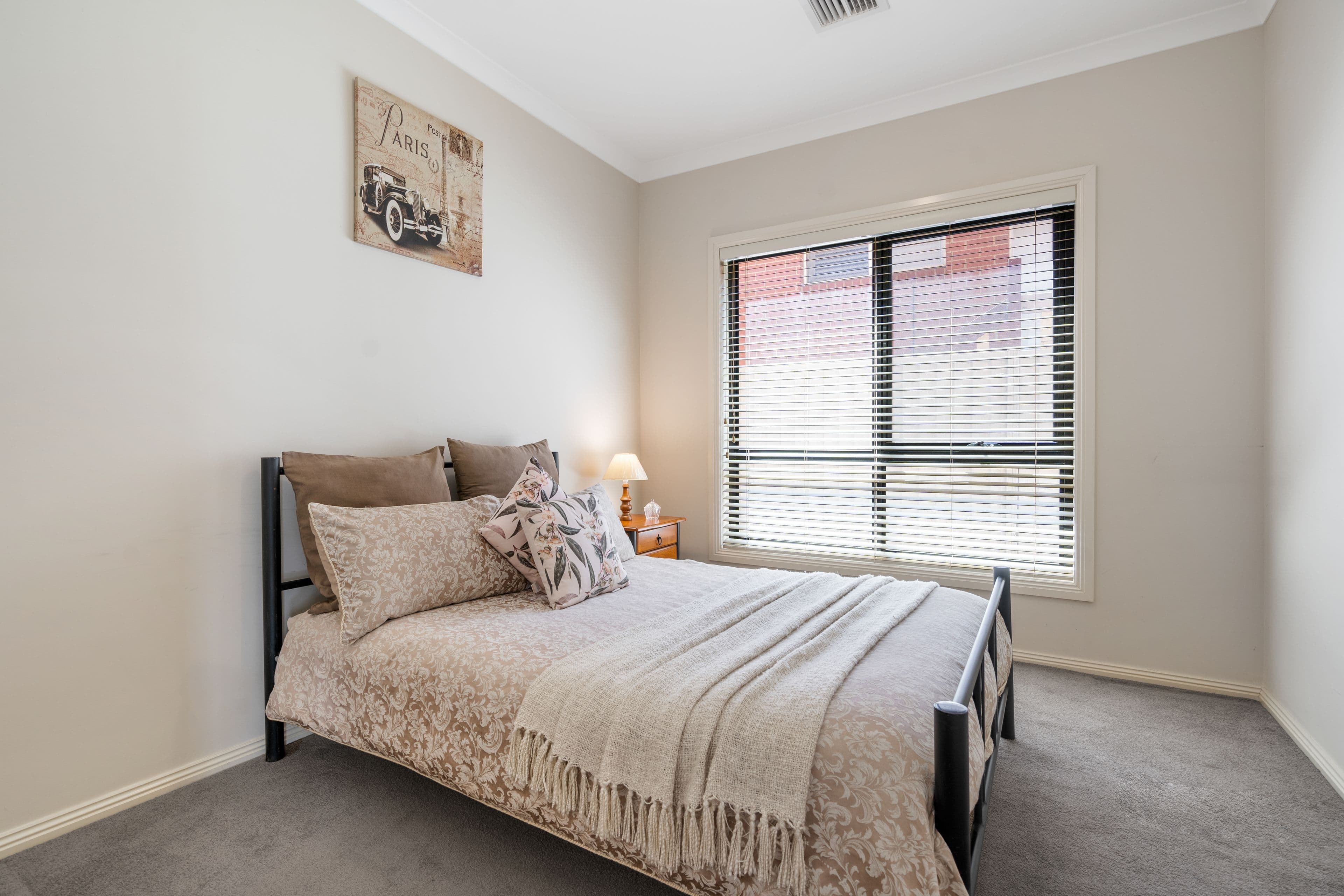 2 Barlow Close, Caroline Springs VIC 3023, Caroline Springs - Thumbnail 7