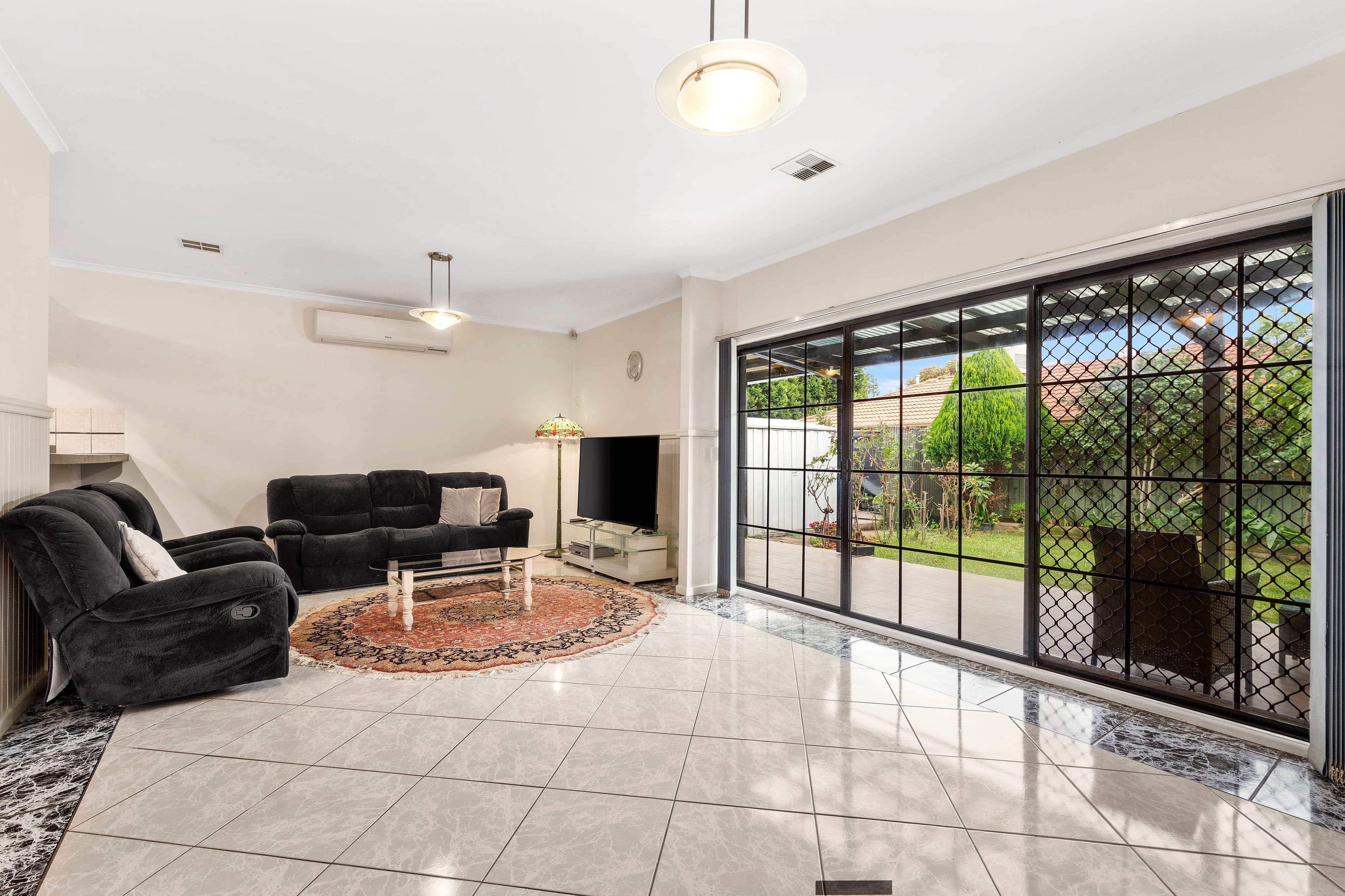 16 Honeysuckle Court, Mill Park VIC 3082, Mill Park - Thumbnail 7