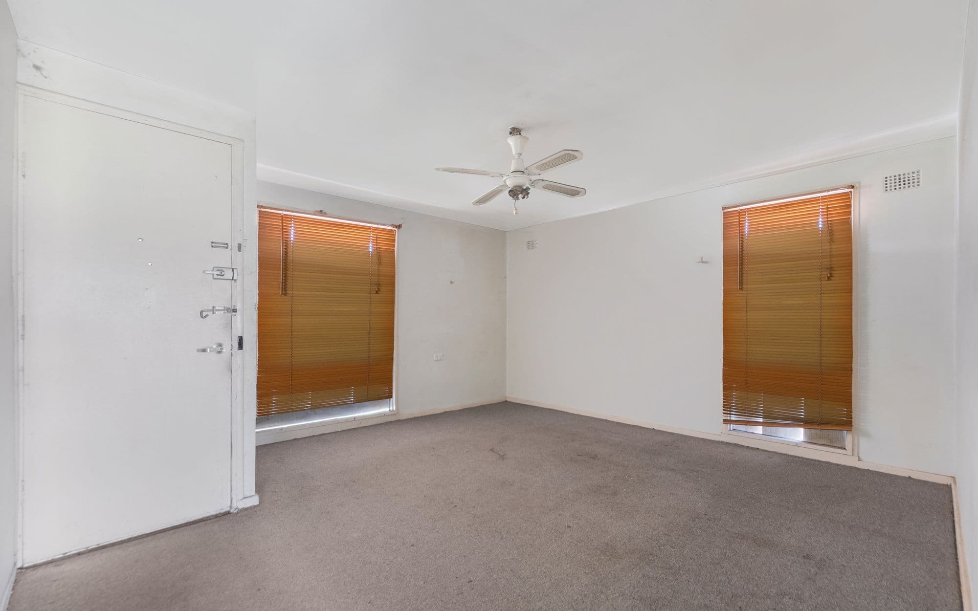 5 Foxlow Place, Airds NSW 2560, Airds - Thumbnail 2