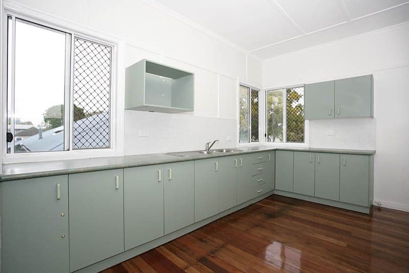 10 Fry Street, HOLLAND PARK QLD 4121, Holland Park - Thumbnail 2
