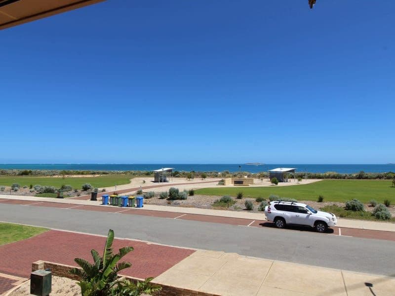 5 Grigson Street, Jurien Bay WA 6516, Jurien Bay - Thumbnail 5