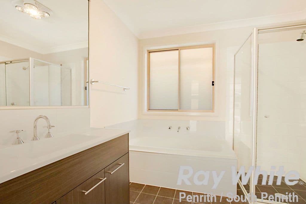 11 Valencia Street, Caddens - Thumbnail 5