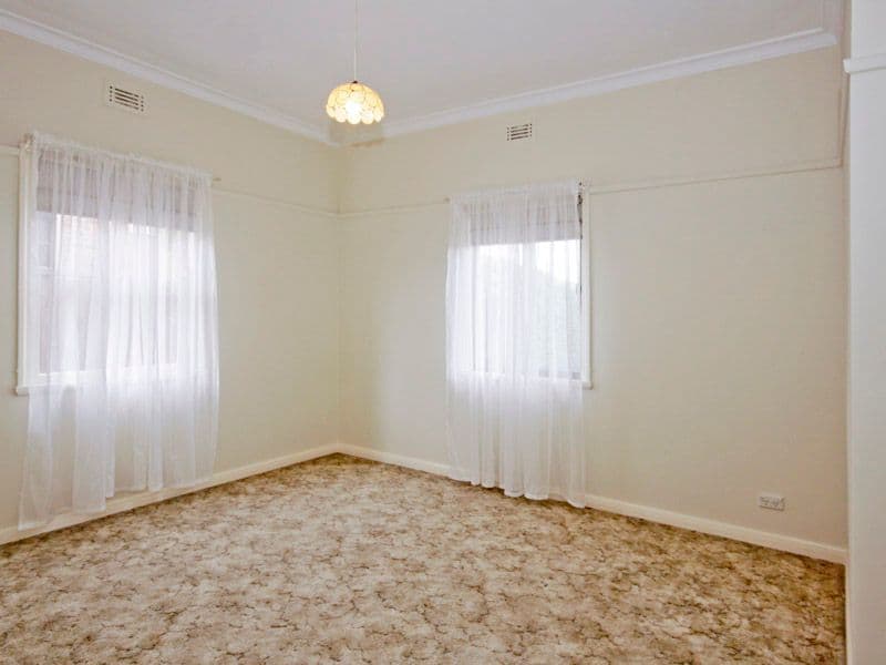 148 Boundary Road, EAST GEELONG VIC 3219, East Geelong - Thumbnail 4
