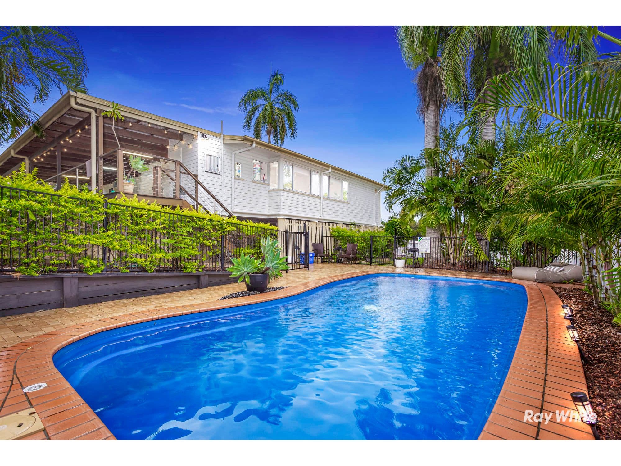 125 Cambridge Street, The Range QLD 4700, The Range - Thumbnail 2