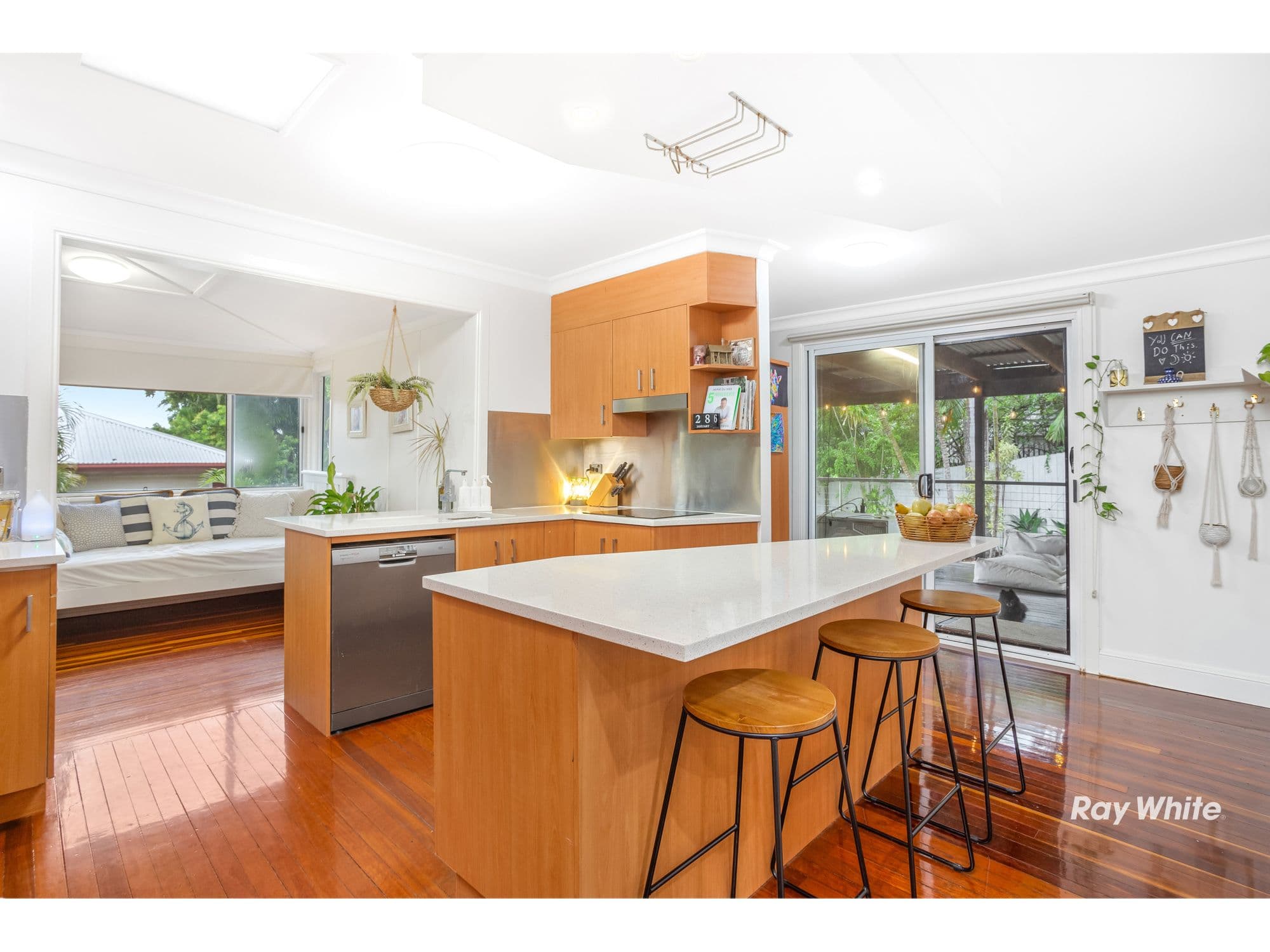 125 Cambridge Street, The Range QLD 4700, The Range - Thumbnail 3