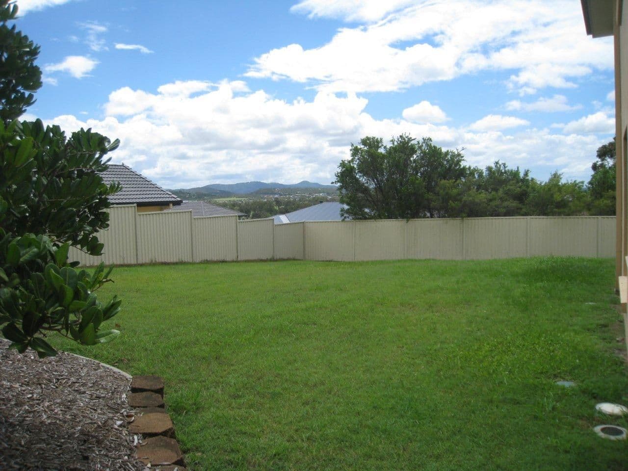 74 Ingles Circuit, ARUNDEL QLD 4214, Arundel - Thumbnail 3