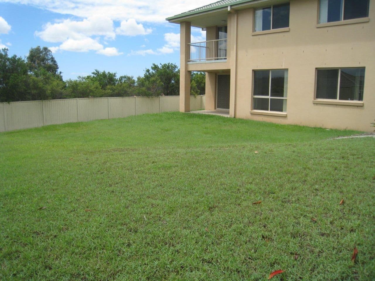 74 Ingles Circuit, ARUNDEL QLD 4214, Arundel - Thumbnail 4