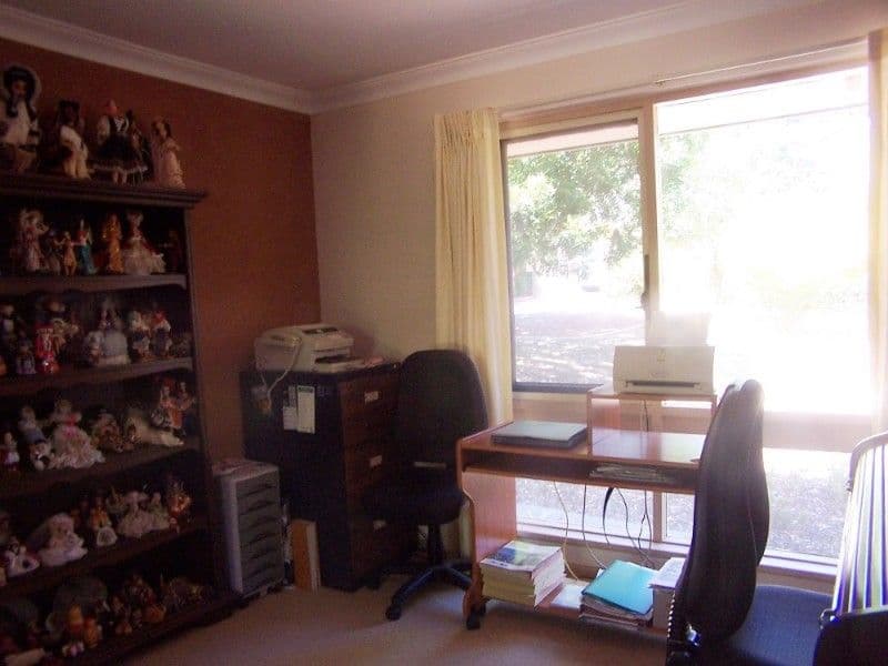 8 Temby Avenue, KALAMUNDA WA 6076, Kalamunda - Thumbnail 7