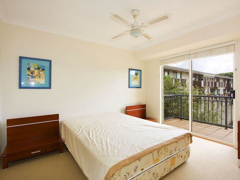 4 'Brooklyn Shores', 58 Petrel Avenue, MERMAID BEACH QLD 4218, Mermaid Beach - Thumbnail 7