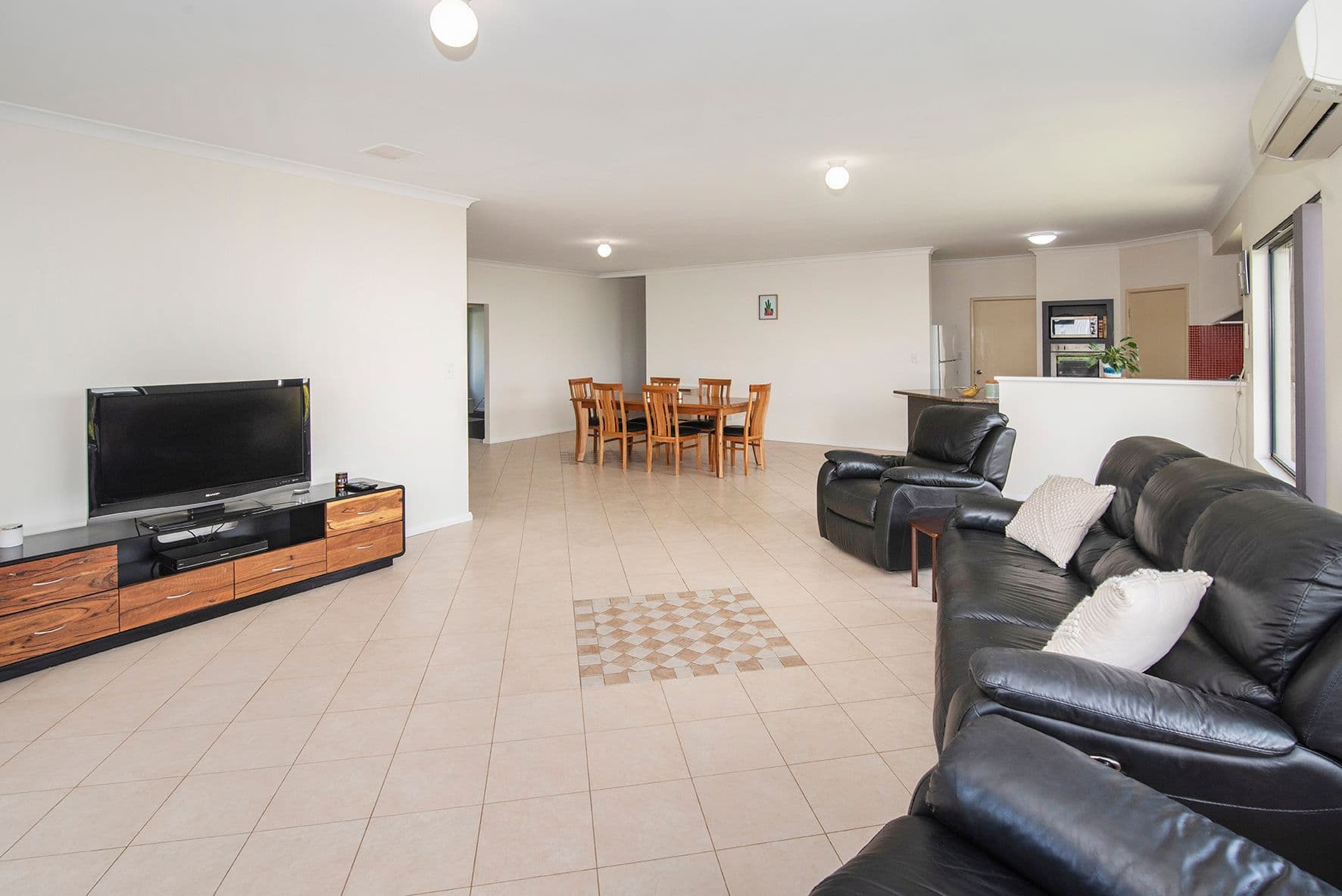 32 Leschenaultia Avenue, Margaret River WA 6285, Margaret River - Thumbnail 5