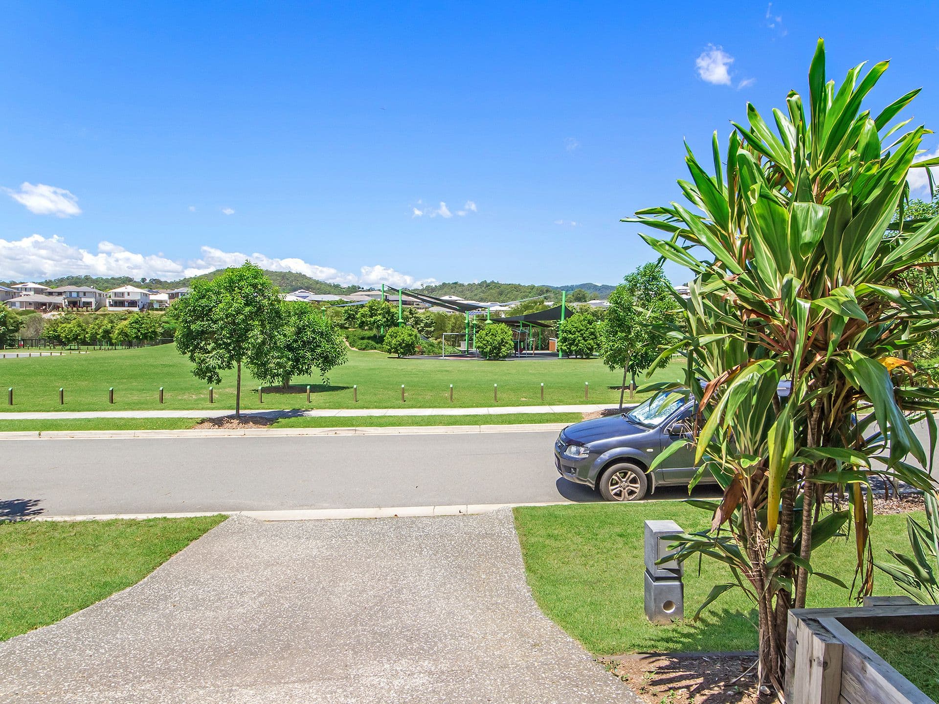 5 Dandalup Avenue, Ormeau Hills QLD 4208, Ormeau Hills - Thumbnail 2