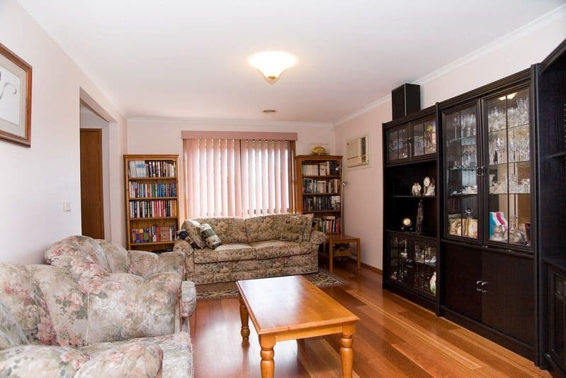 37 Plowman Court, EPPING VIC 3076, Epping - Thumbnail 2