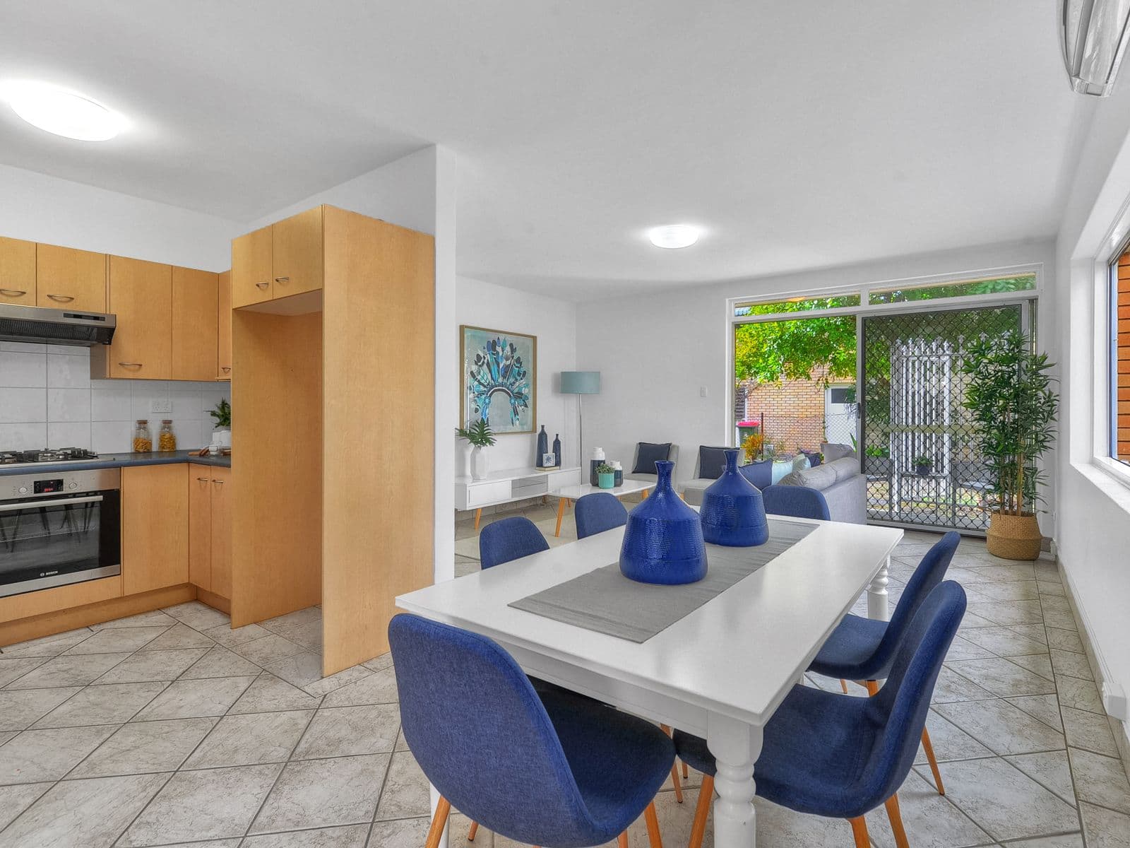 16 Kitchener Street, Coorparoo QLD 4151, Coorparoo - Image 1