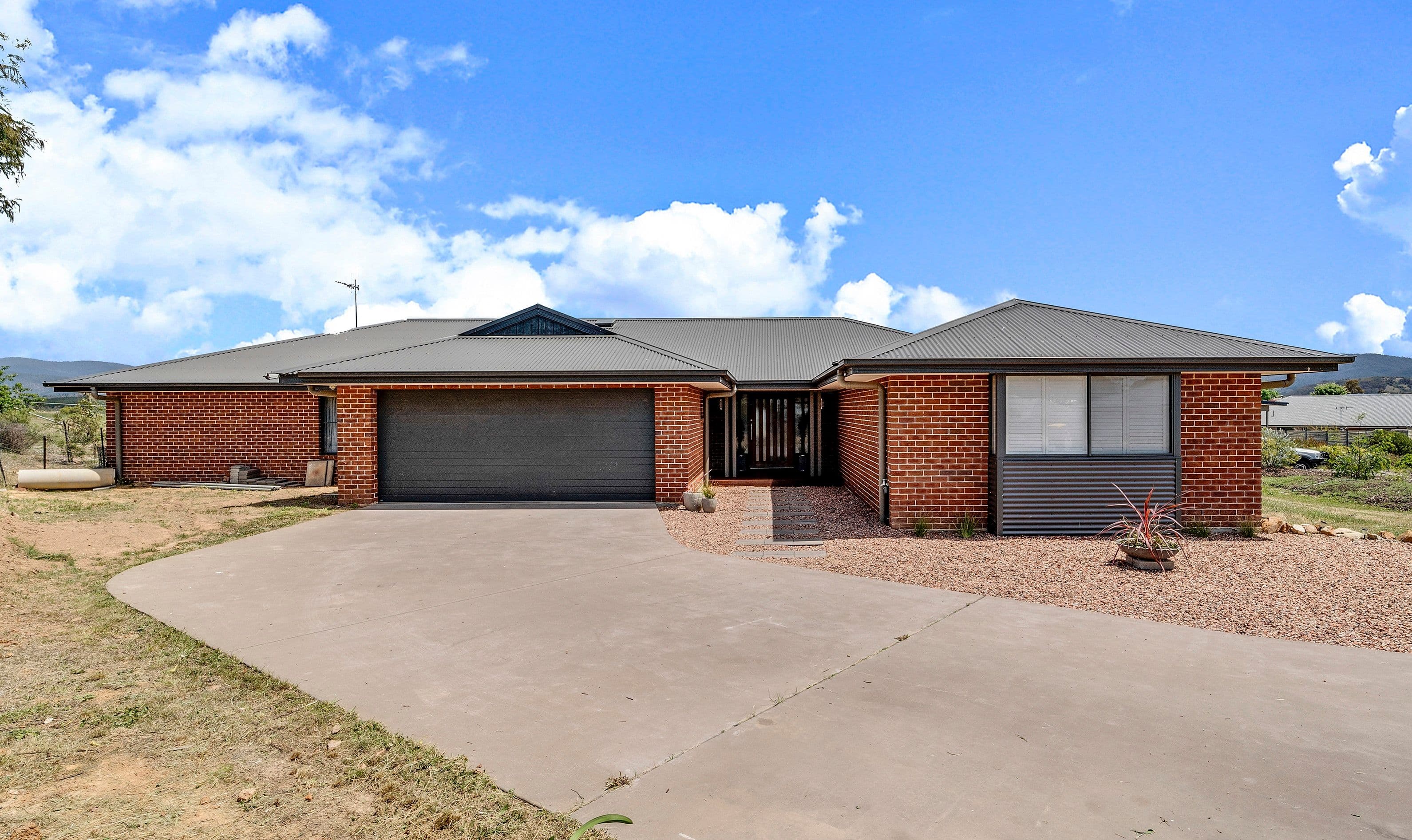 43 Jim Bradley Crescent, URIARRA VILLAGE ACT 2611, Uriarra Village - Thumbnail 3