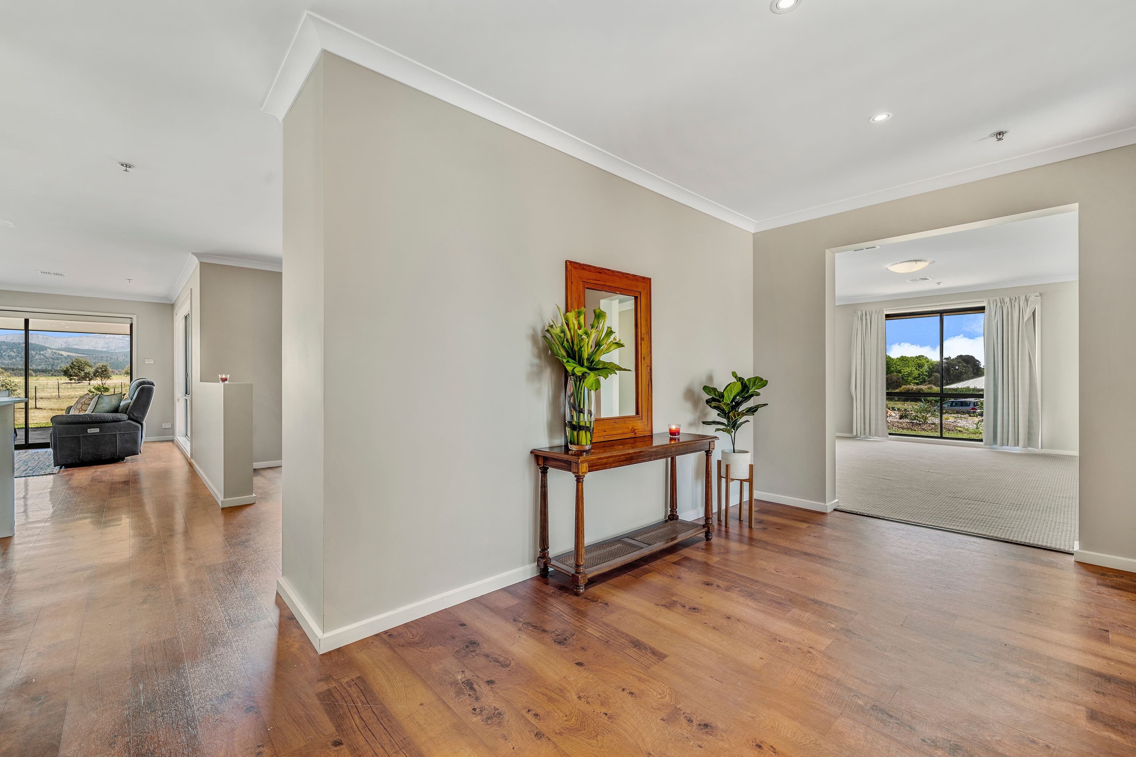 43 Jim Bradley Crescent, URIARRA VILLAGE ACT 2611, Uriarra Village - Thumbnail 4