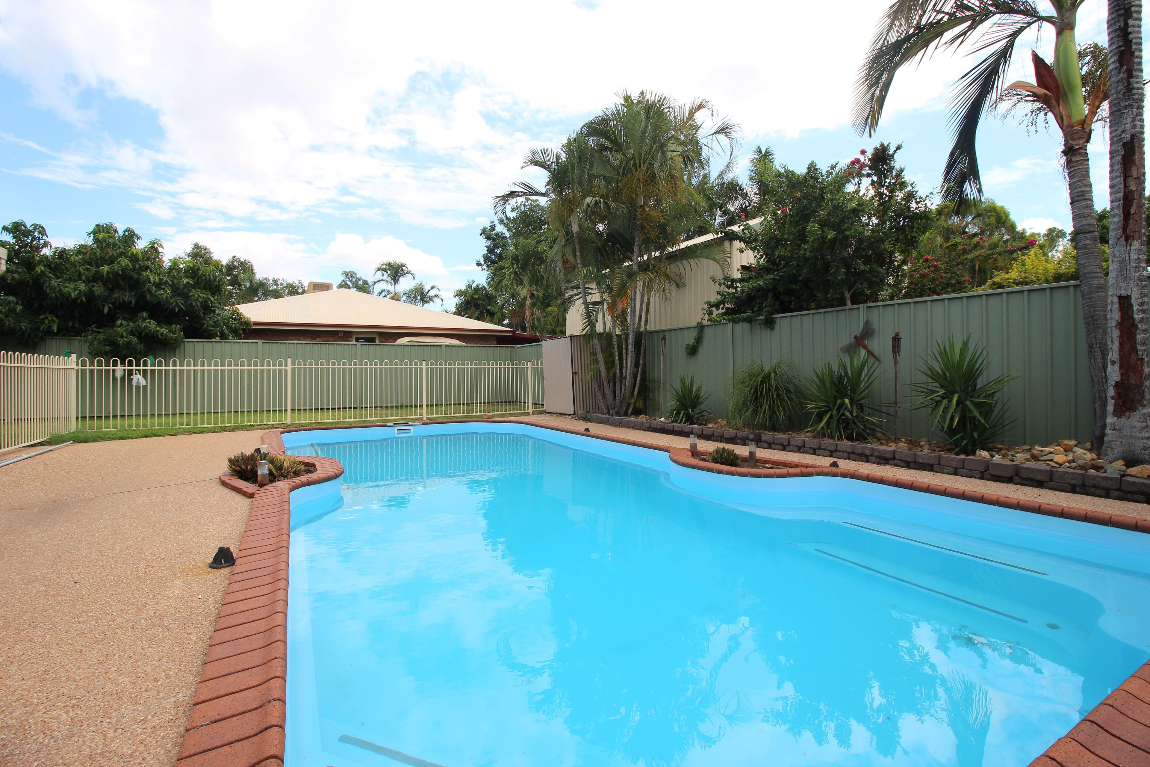 5 Tineele Place, Emerald QLD 4720, Emerald - Thumbnail 2