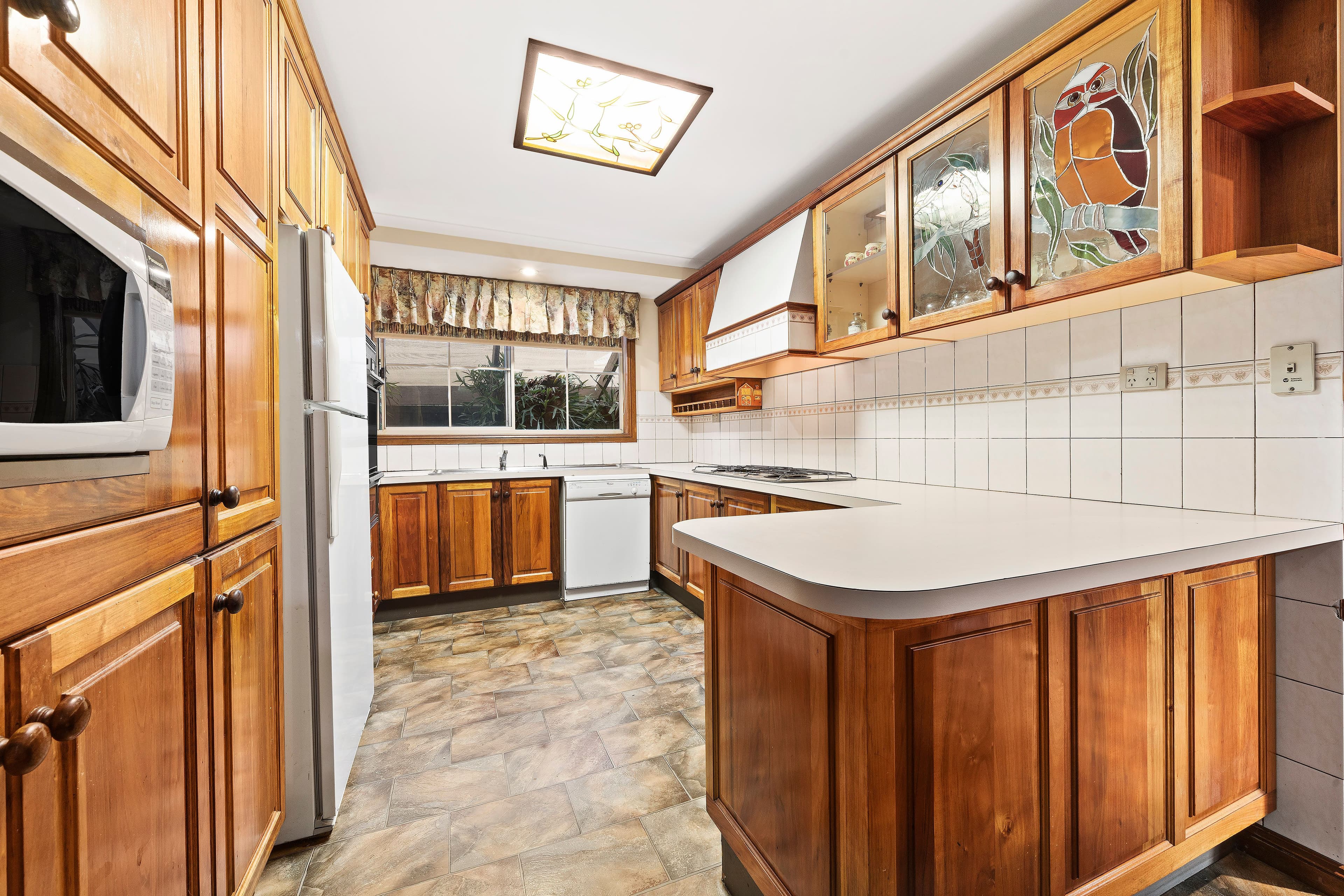 40 Spruce Drive, Rowville VIC 3178, Rowville - Thumbnail 5