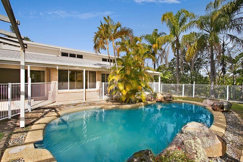 1 Garnet Court, Kenmore QLD 4069, Kenmore - Thumbnail 2