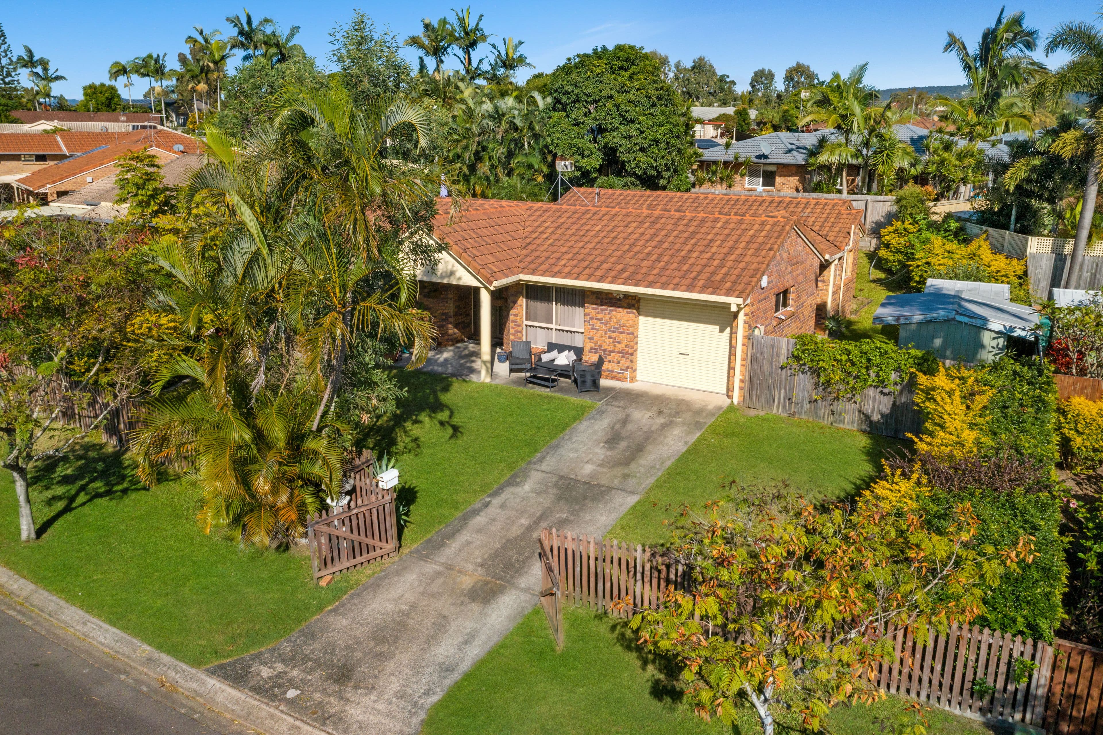 72 Petherbridge Avenue, Merrimac QLD 4226, Merrimac - Thumbnail 2