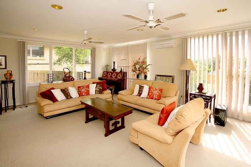 23 Nethercote Drive, MOUNT WAVERLEY VIC 3149, Mount Waverley - Thumbnail 2
