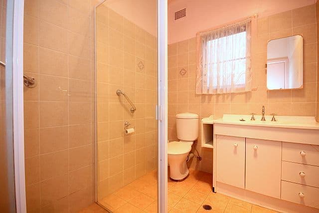 140 Woods Road, YAGOONA NSW 2199, Yagoona - Thumbnail 7