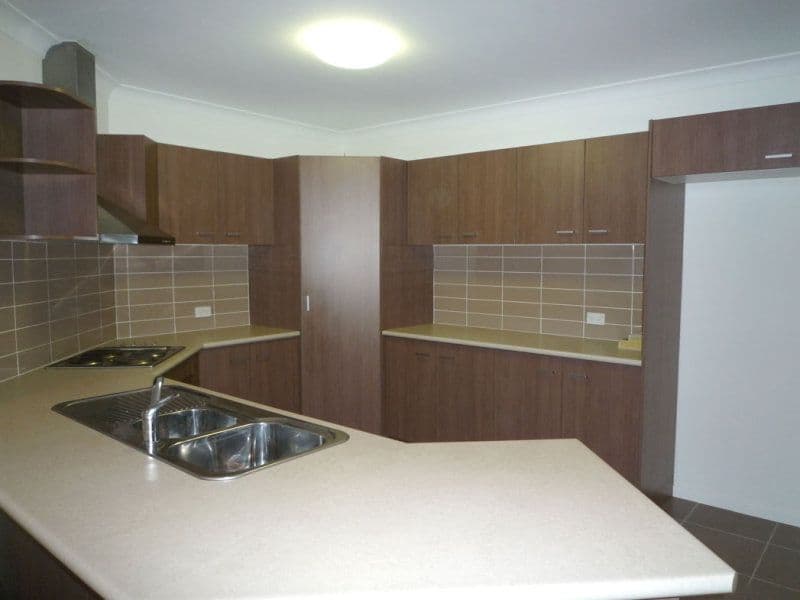 99 Gamburra Drive, REDLYNCH QLD 4870, Redlynch - Thumbnail 7