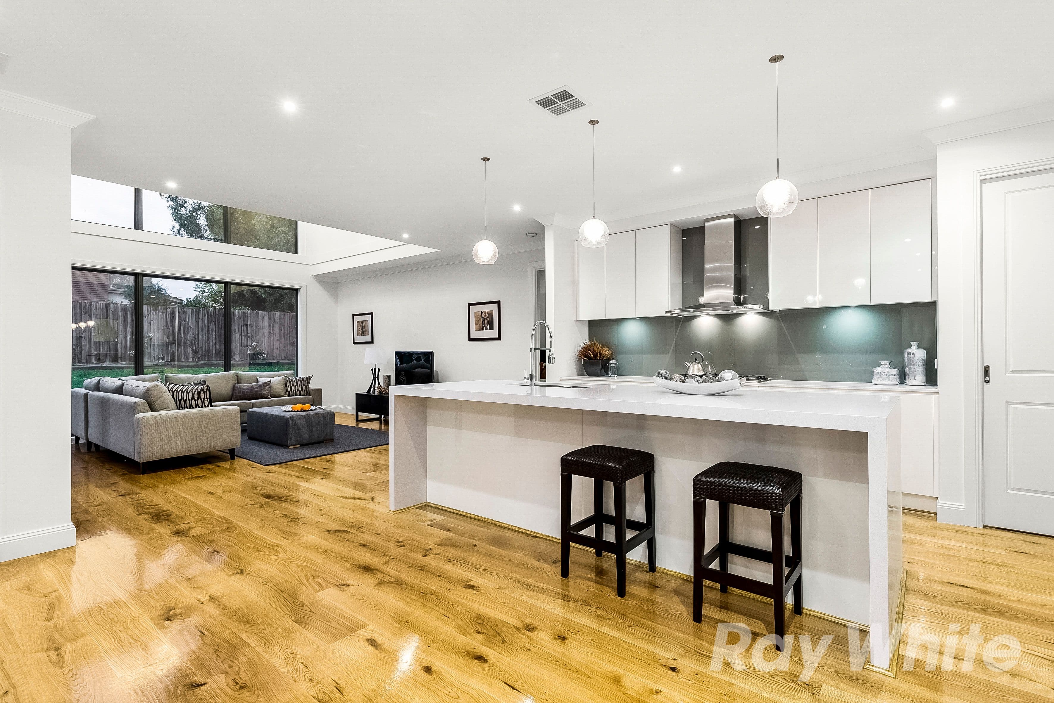 9 Gibbon Avenue, Vermont South VIC 3133, Vermont South - Thumbnail 2