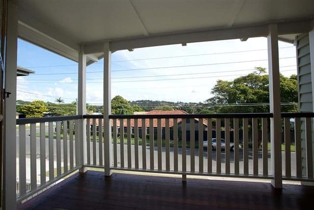 10 Walter Street, HOLLAND PARK WEST QLD 4121, Holland Park West - Thumbnail 7