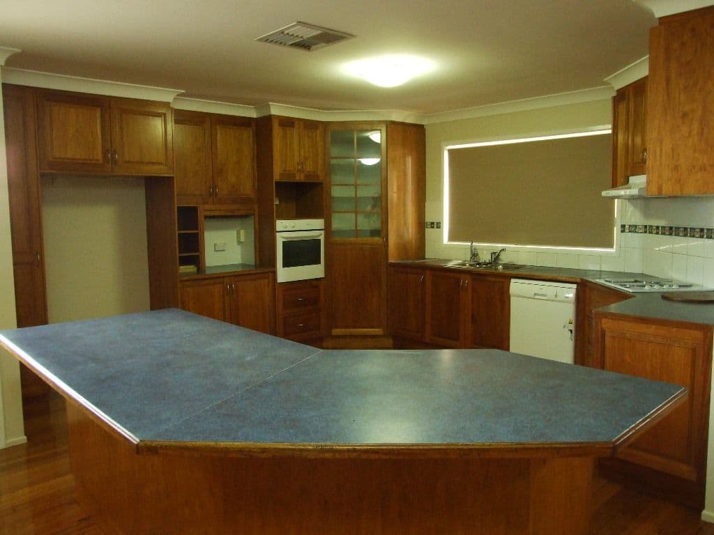 14 Lark Street, LONGREACH QLD 4730, Longreach - Thumbnail 4