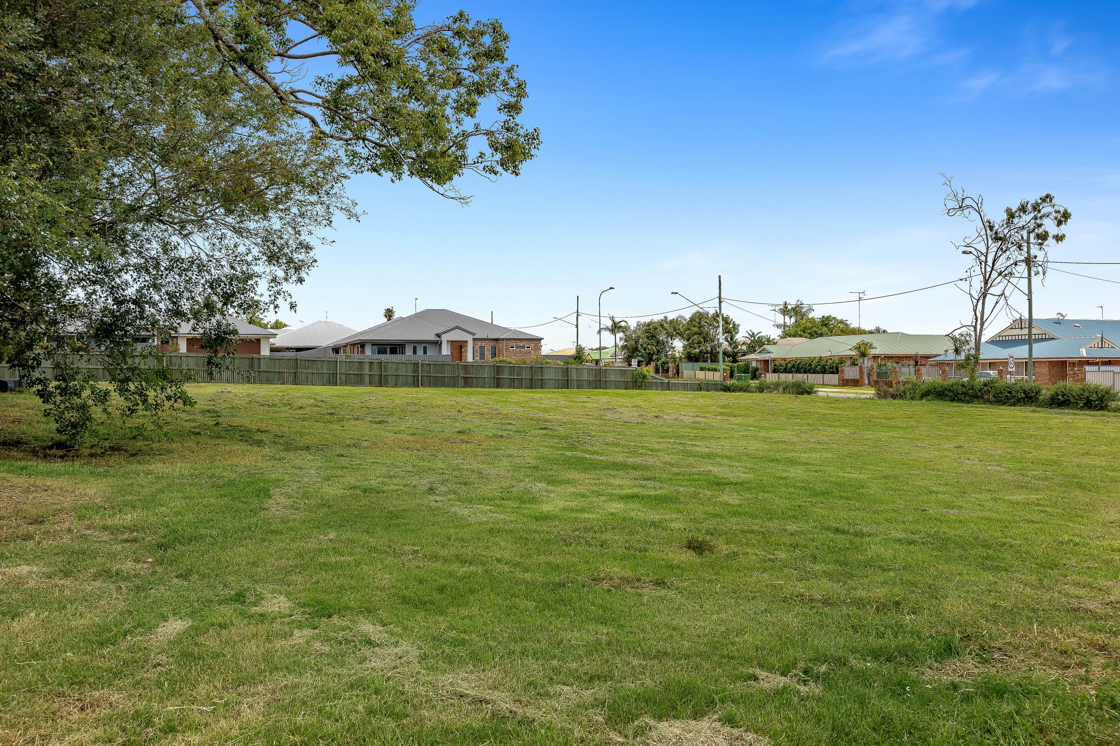 232 Spring Street, Middle Ridge QLD 4350, Middle Ridge - Thumbnail 5