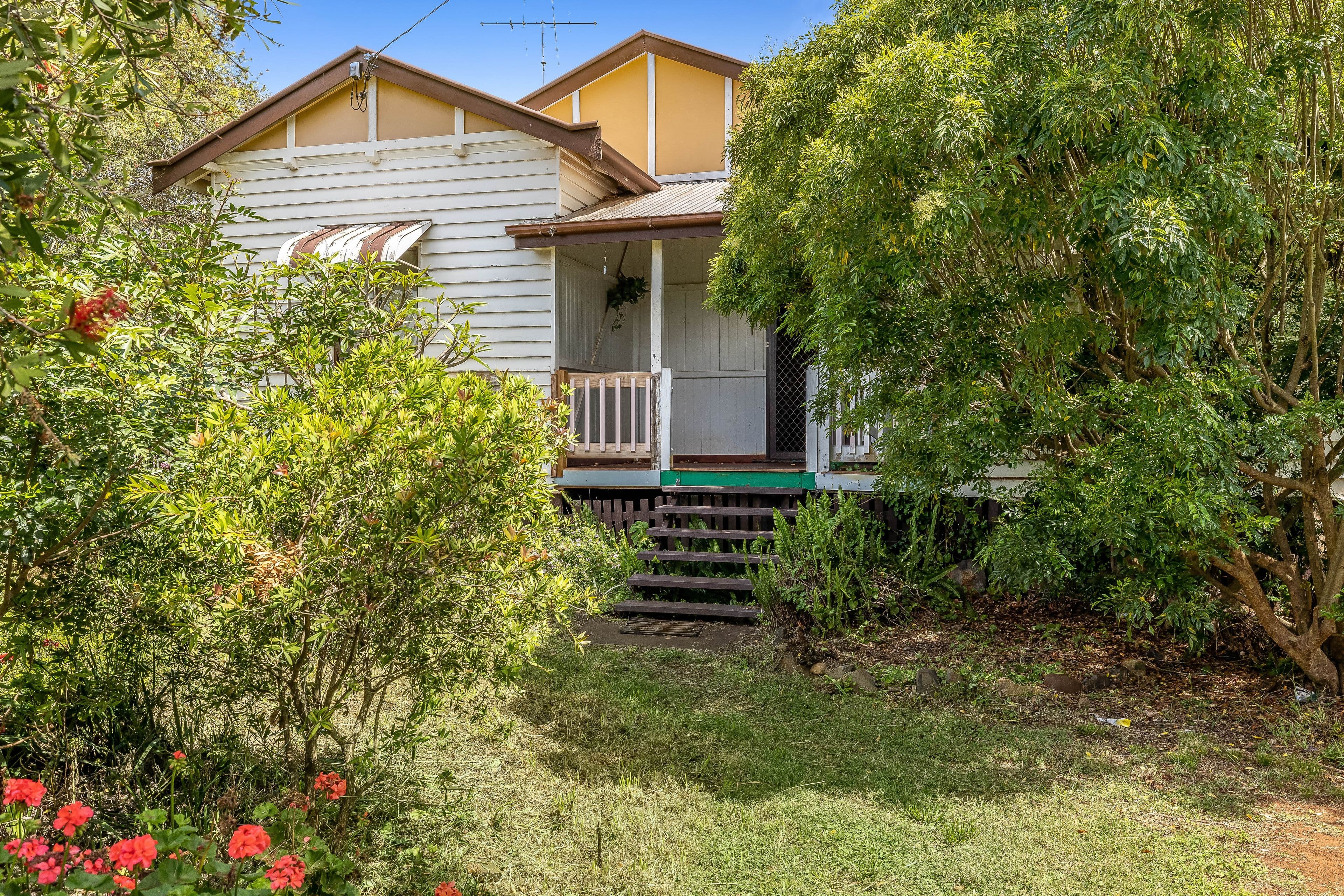 232 Spring Street, Middle Ridge QLD 4350, Middle Ridge - Thumbnail 6