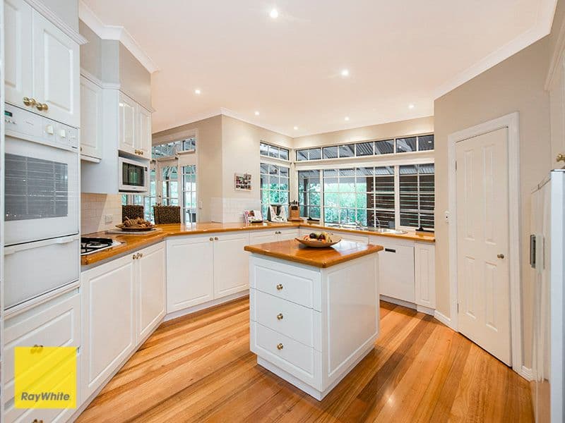 11 McNabb Place, Lesmurdie WA 6076, Lesmurdie - Thumbnail 4