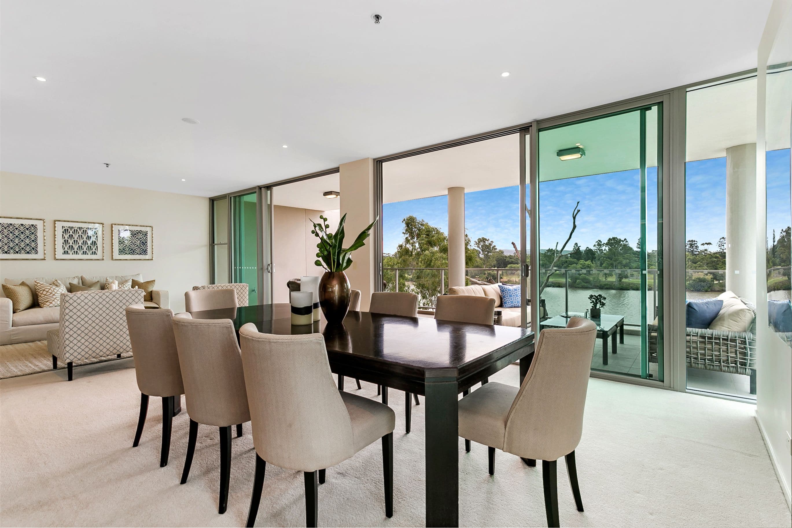 211 King Arthur Terrace, Tennyson QLD 4105, Tennyson - Thumbnail 2
