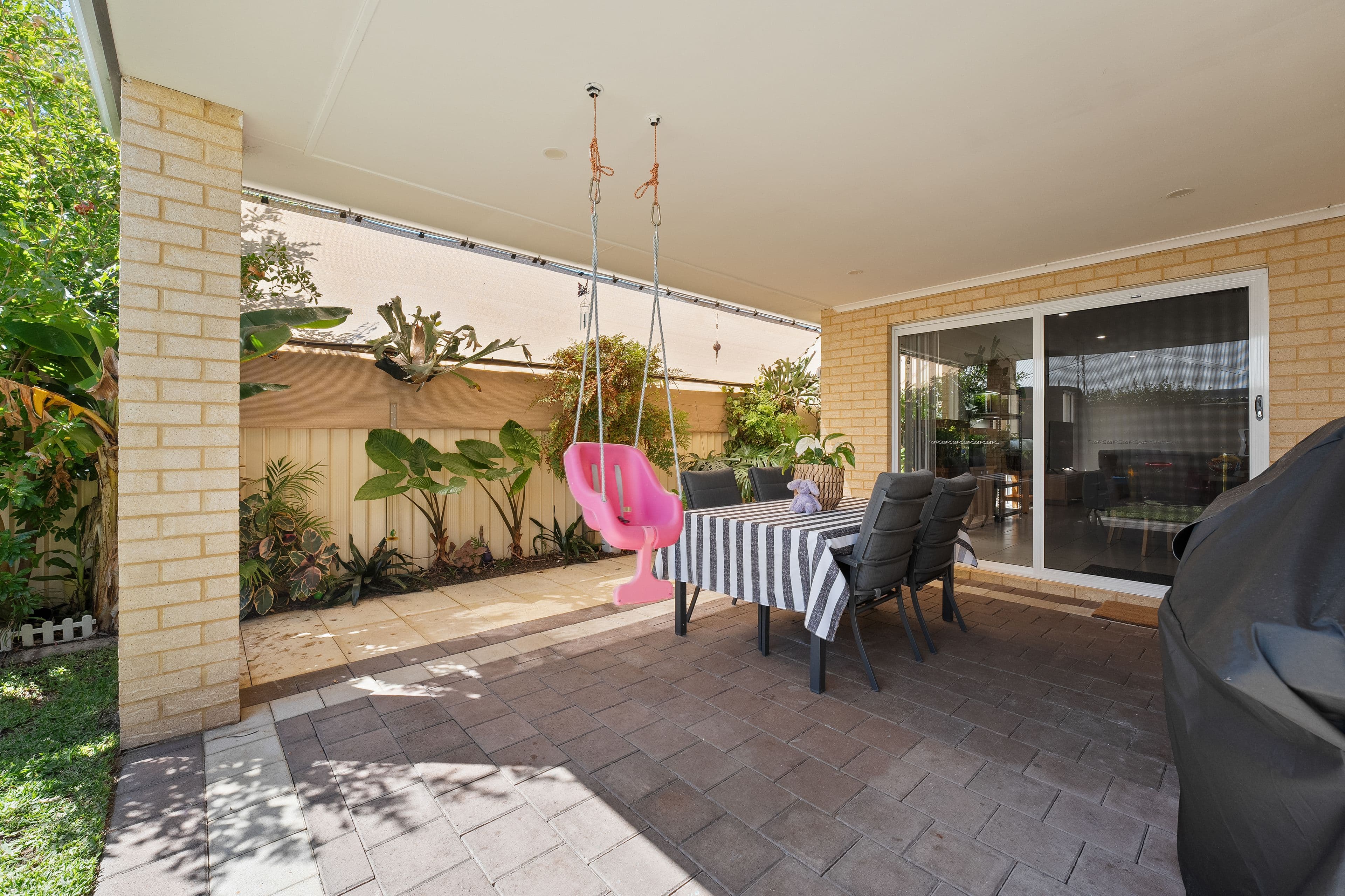 17 Wanderer Parkway, Baldivis WA 6171, Baldivis - Thumbnail 4