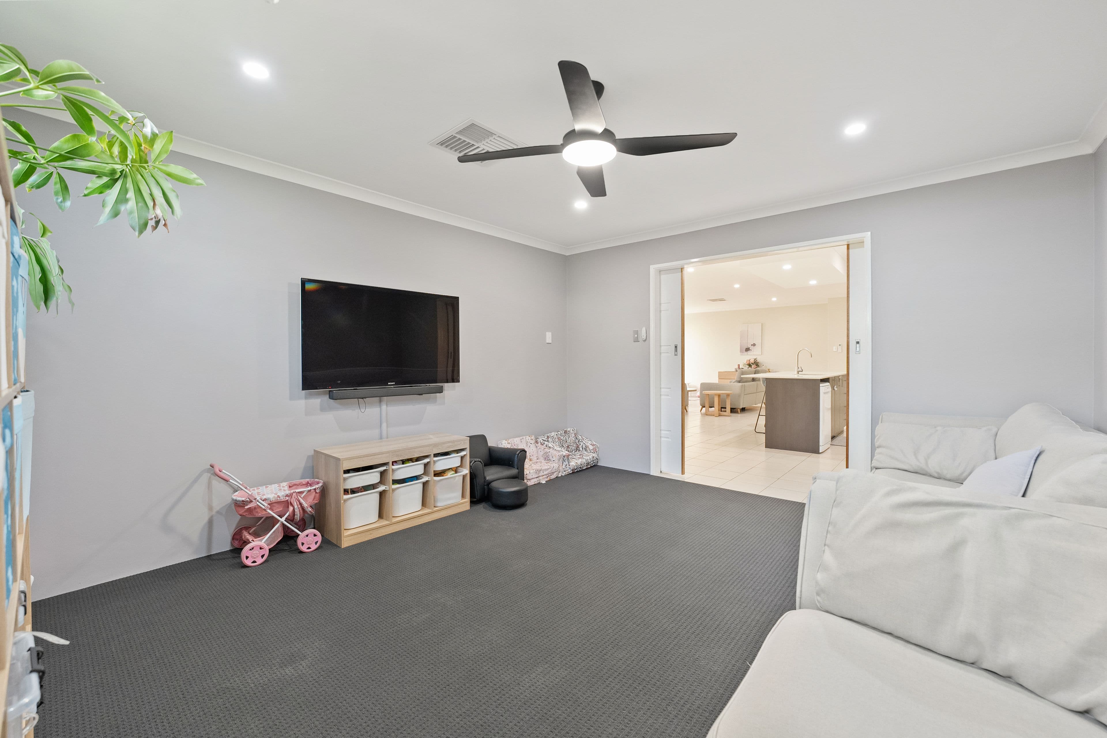 17 Wanderer Parkway, Baldivis WA 6171, Baldivis - Thumbnail 6