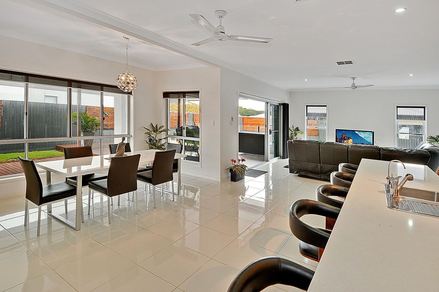 9 Cumberland Cresent, Meridan Plains QLD 4551, Meridan Plains - Thumbnail 2