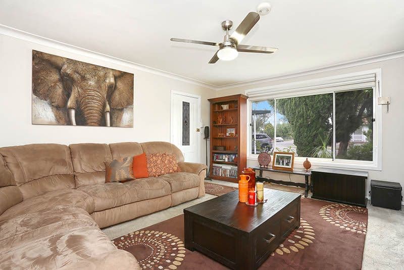 29 Crosby Crescent, Fairfield - Thumbnail 2