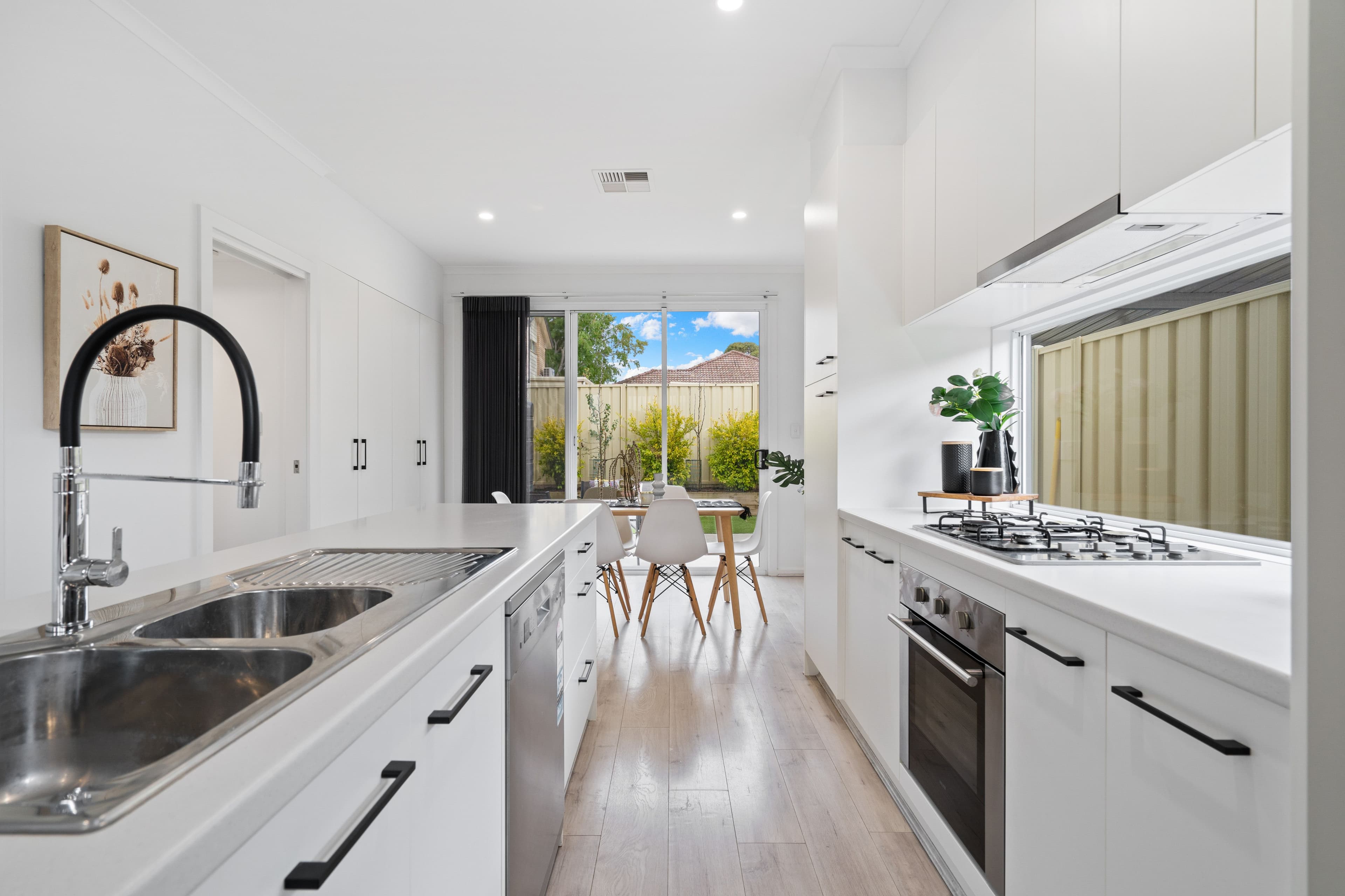 18 HIllier Road, Morphett Vale SA 5162, Morphett Vale - Thumbnail 4